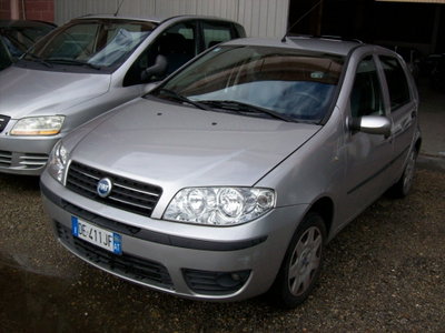 Fiat Punto 1.2 5 porte Dynamic (3)