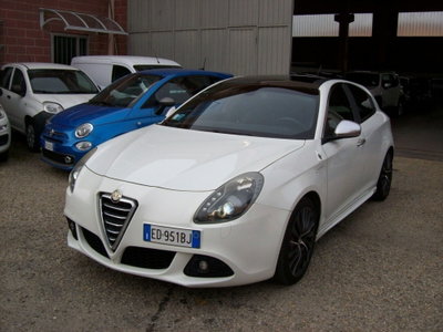 Alfa Romeo Giulietta 1750 tbi Quadrifoglio Verde 235cv (3)