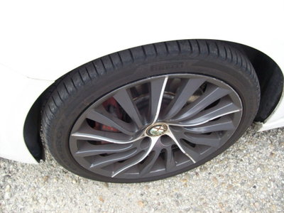 Alfa Romeo Giulietta 1750 tbi Quadrifoglio Verde 235cv (9)