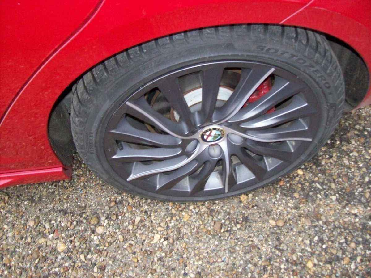 Alfa Romeo Giulietta 2.0 JTDm-2 Distinctive 170cv (5)