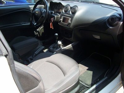 Alfa Romeo MiTo 1.3 JTDm 85 CV S&S Distinctive (15)