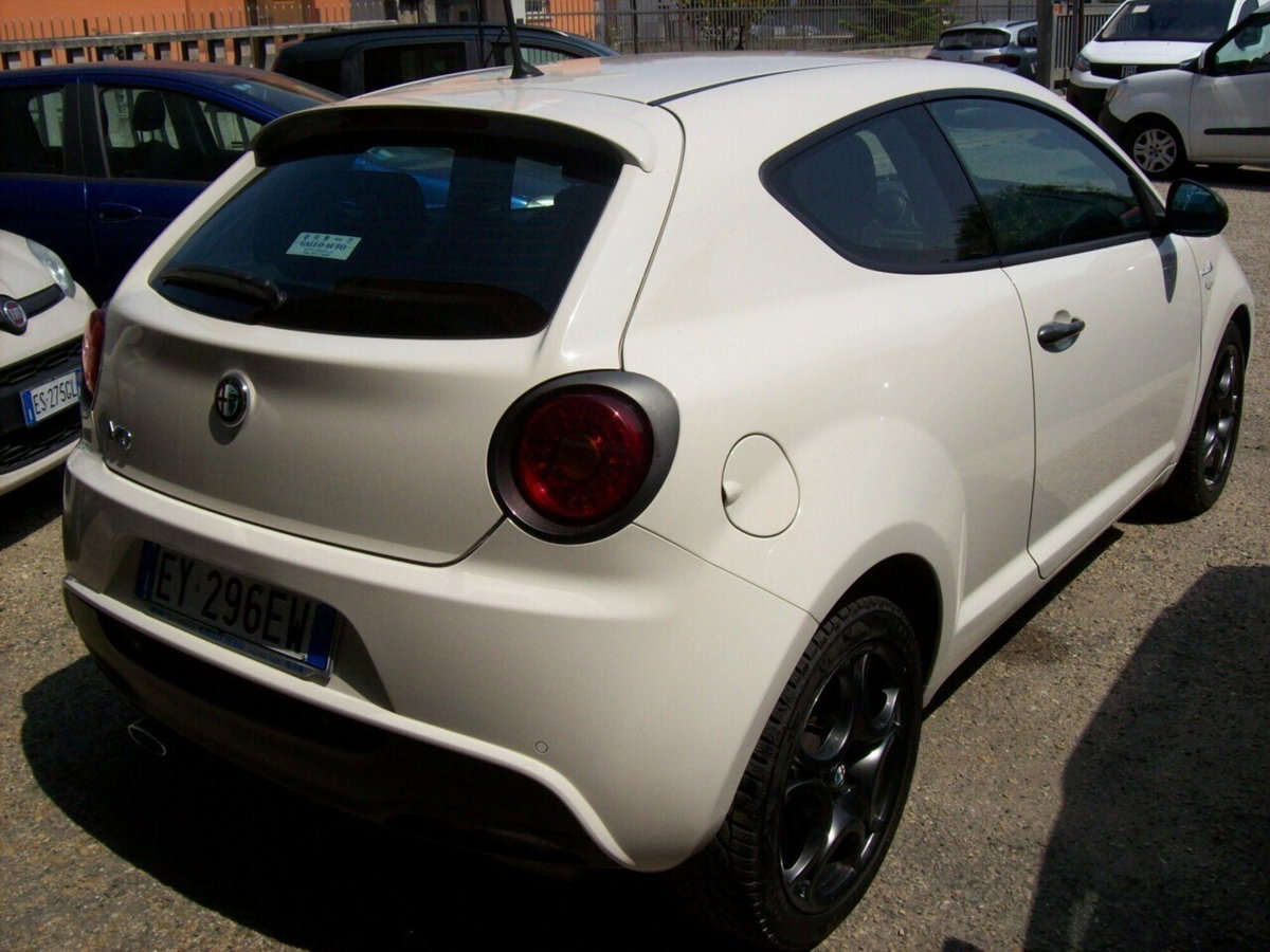 Alfa Romeo MiTo 1.3 JTDm 85 CV S&S Distinctive (5)