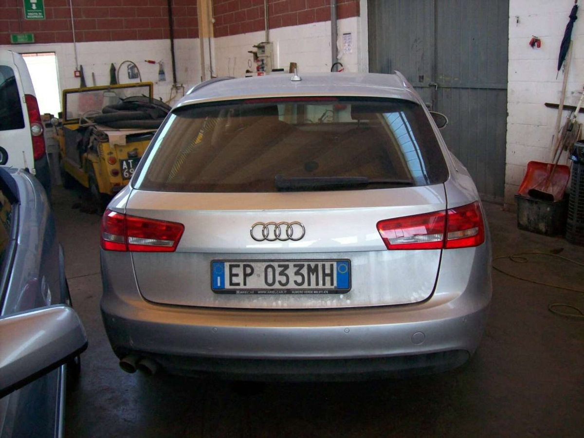 Audi A6 Avant 2.0 TDI 177 CV multitronic (4)