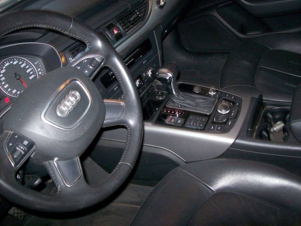 Audi A6 Avant 2.0 TDI 177 CV multitronic (7)