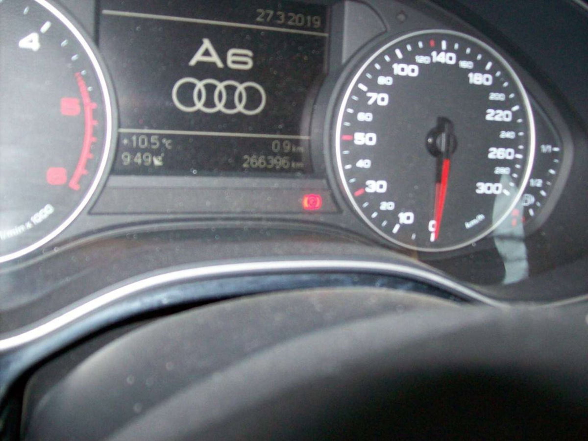 Audi A6 Avant 2.0 TDI 177 CV multitronic (8)