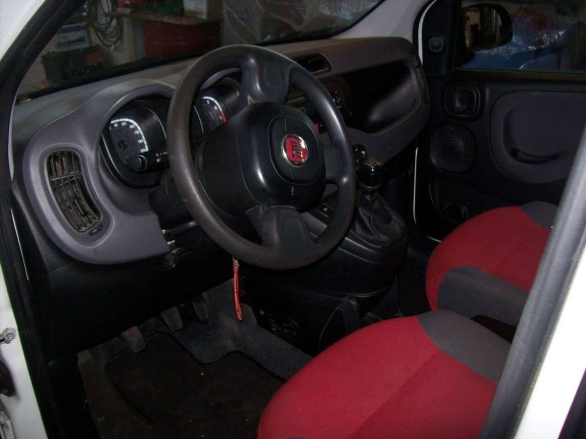 Fiat Panda 0.9 TwinAir Turbo Natural Power Pop Van 2 posti (10)