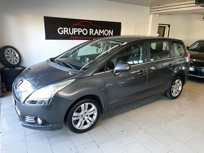 Peugeot 5008 2.0 HDi 150CV Féline usata