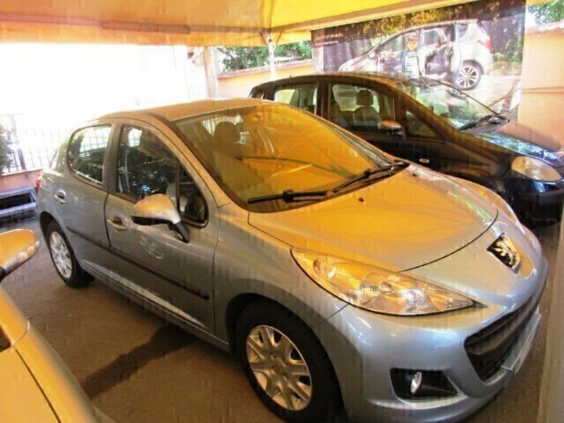 Peugeot 207 HDi 70CV 5p. Allure