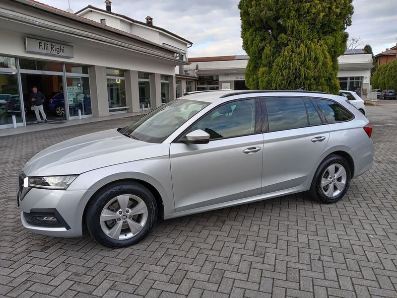 Skoda Octavia Station Wagon 2.0 TDI EVO SCR DSG Wagon Executive