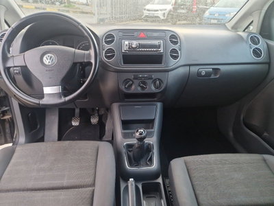 Volkswagen Golf Plus 1.9 TDI Comfortline (15)