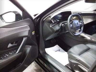 Peugeot 308 SW PureTech Turbo 130 S&S EAT8 Allure Pack (20)