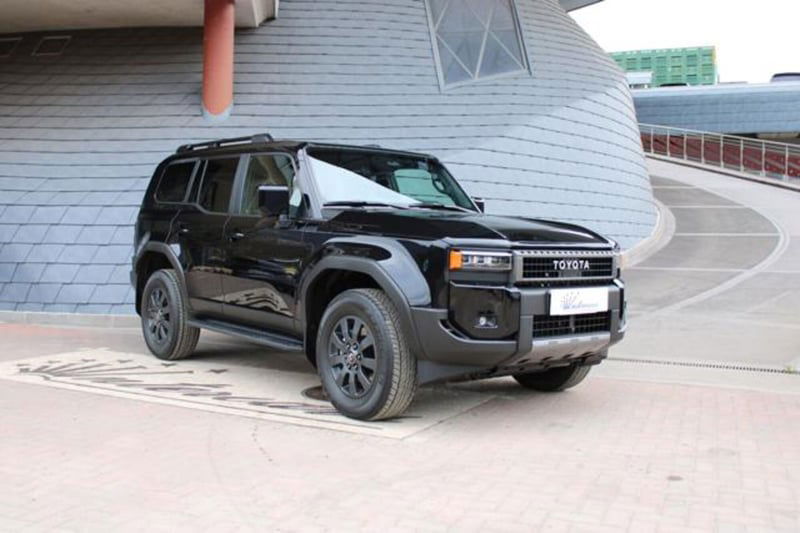 Toyota Land Cruiser 2.8 d-4d Adventure awd auto