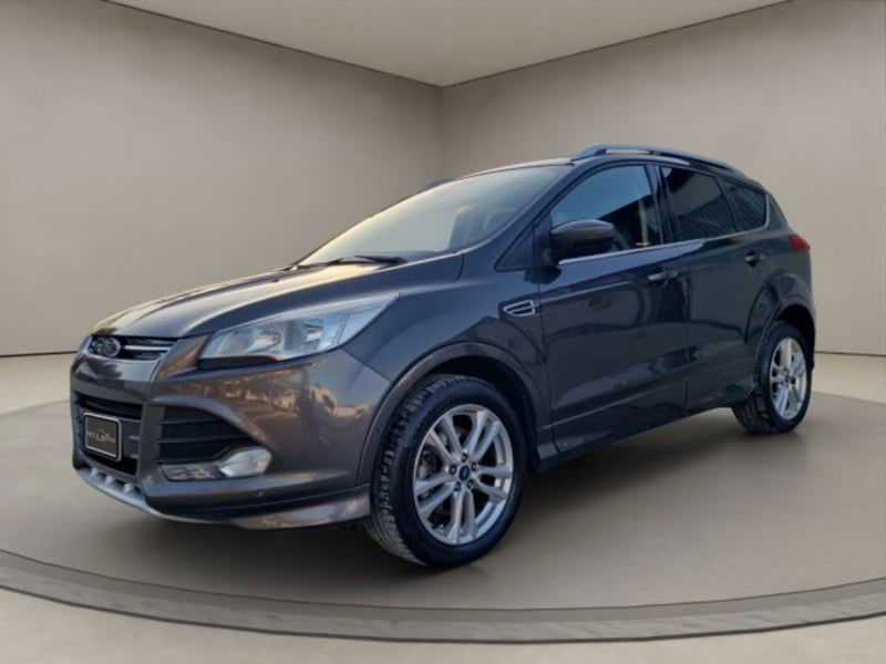 Ford Kuga 2.0 TDCI 180 CV S&S 4WD Powershift ST-Line