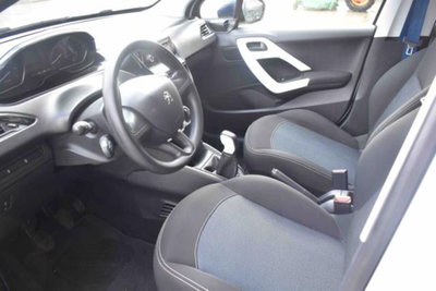 Peugeot 208 68 5 porte Active (4)