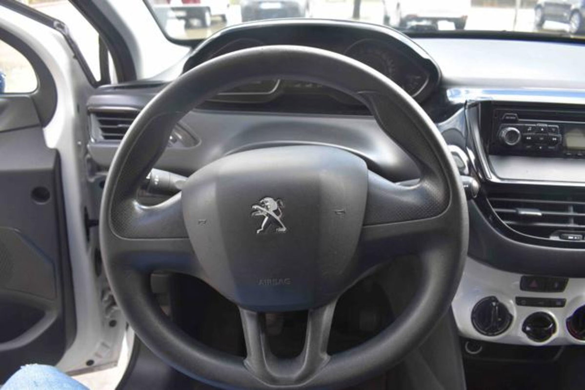 Peugeot 208 68 5 porte Active (5)
