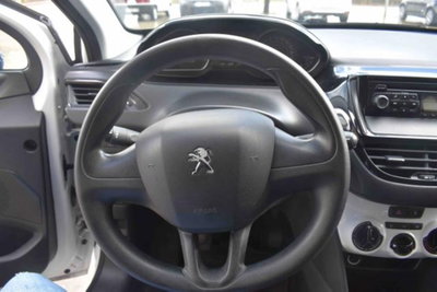 Peugeot 208 68 5 porte Active (5)