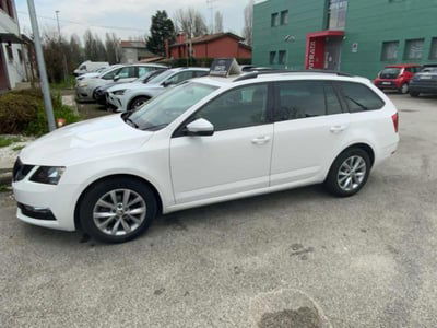 Skoda Octavia Station Wagon 1.6 TDI CR 115 CV Wagon Ambition usata