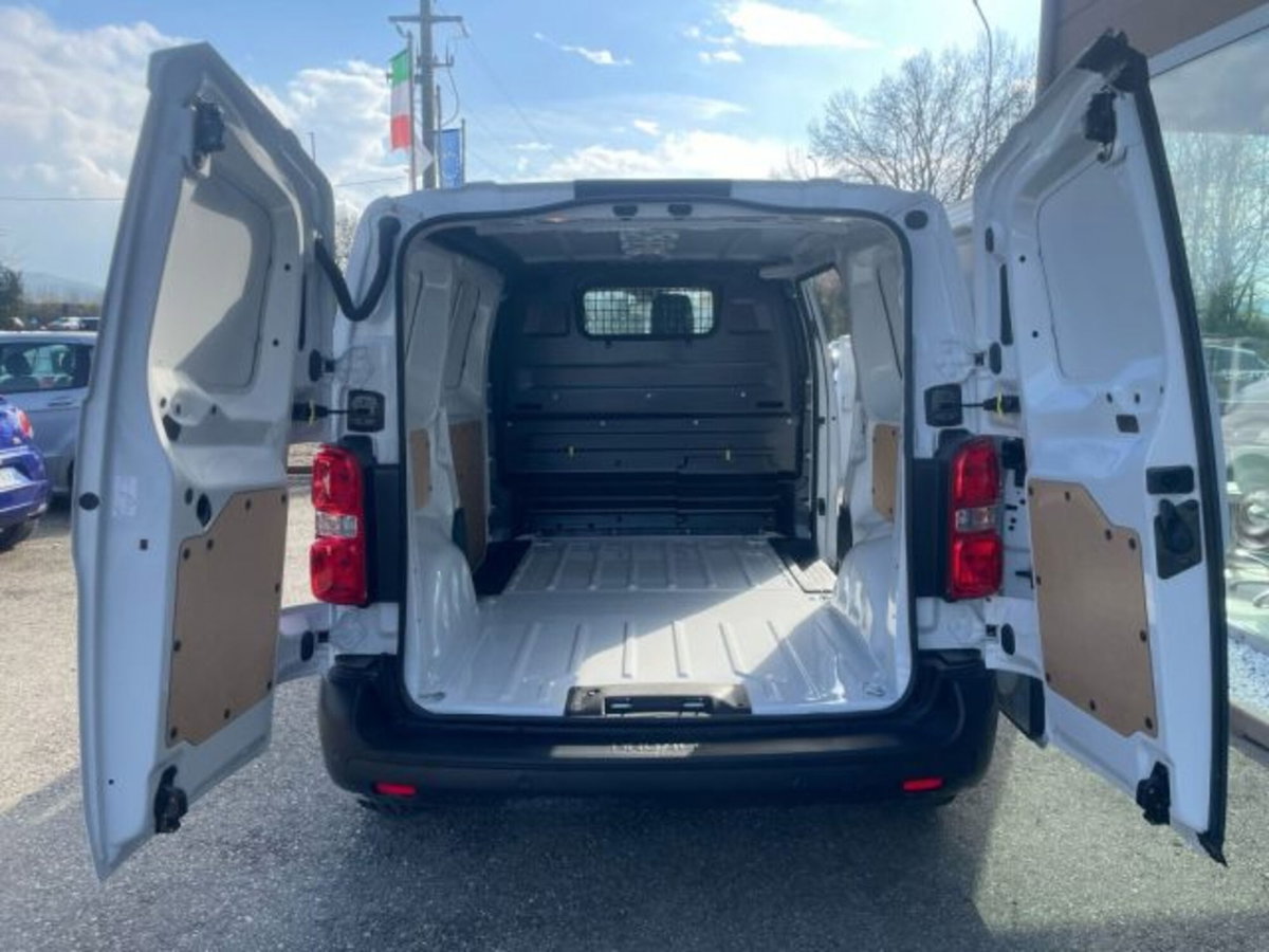 Toyota Proace 1.5D 120CV S&S PL-TN Furgone Medium 4p.10q Comfort (8)