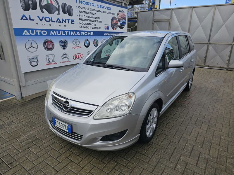 Opel Zafira 1.8 16V VVT Cosmo