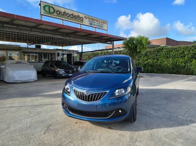 Lancia Ypsilon 1.0 FireFly 5 porte S&S Hybrid Ecochic Gold  usata