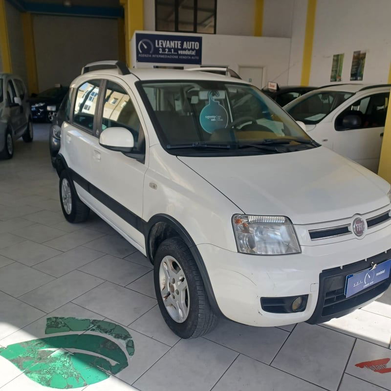 Fiat Panda 1.3 MJT 16V DPF 4x4 Climbing