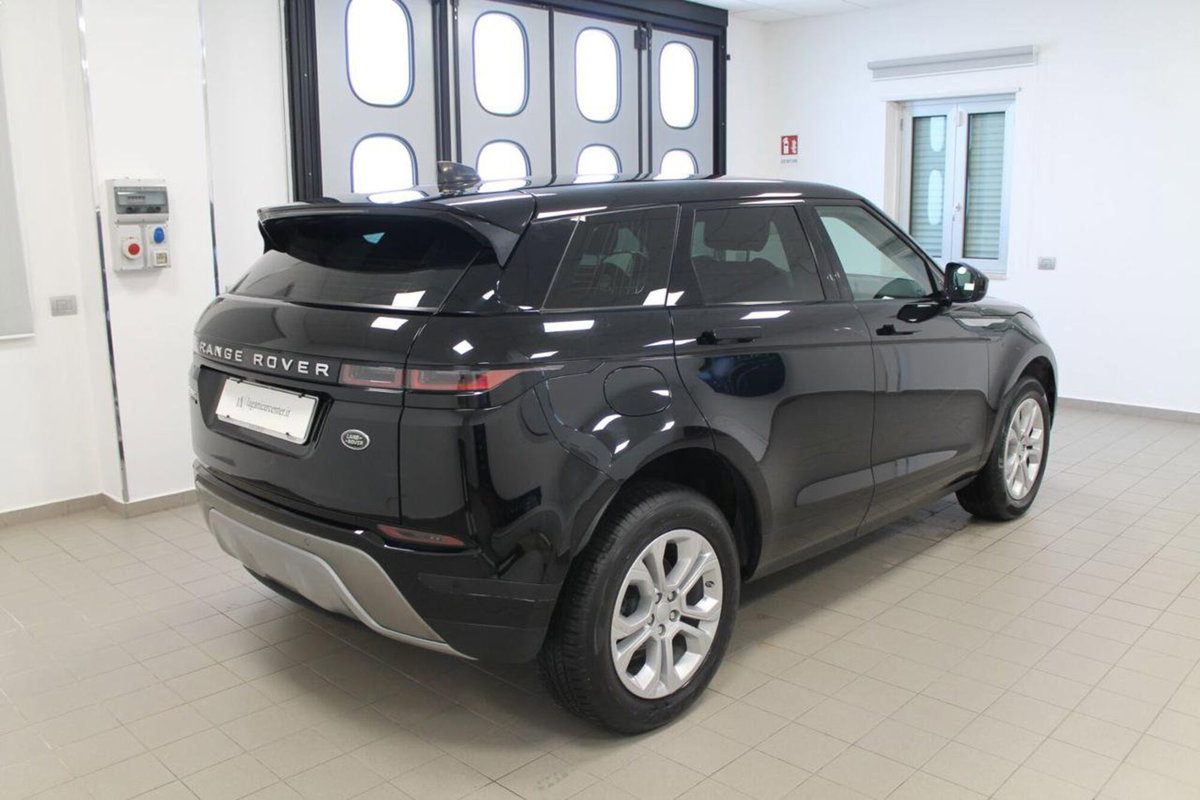 Land Rover Range Rover Evoque 2.0D I4 150CV AWD Business Edit. Premium (4)
