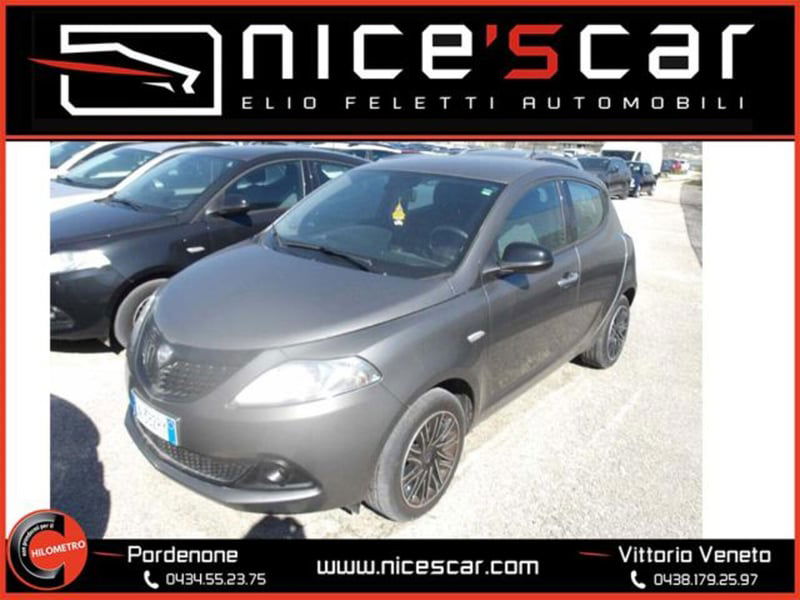 Lancia Ypsilon 1.0 FireFly 5 porte S&S Hybrid Ecochic A. Ferretti
