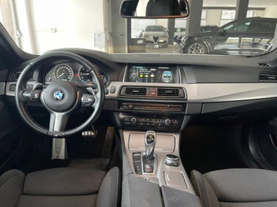 BMW Serie 5 525d xDrive Modern (16)