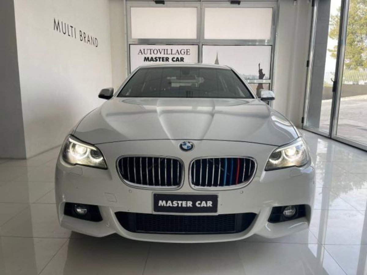 BMW Serie 5 525d xDrive Modern (5)