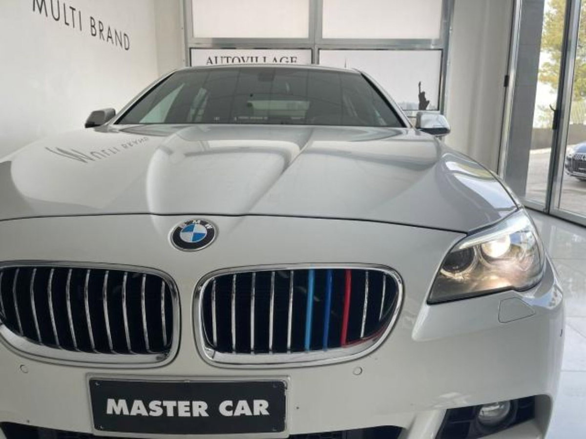 BMW Serie 5 525d xDrive Modern (6)