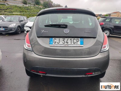 Lancia Ypsilon 1.0 FireFly 5 porte S&S Hybrid Ecochic Silver (5)