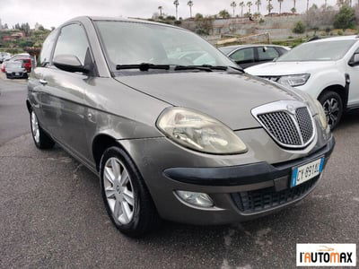 Lancia Ypsilon Multijet 16V Platino 