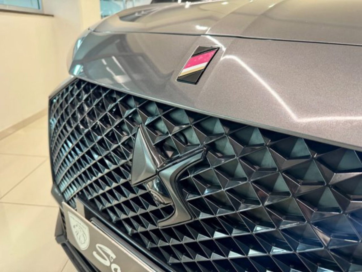 Ds DS 7 DS 7 Crossback BlueHDi 130 aut. Performance Line (3)