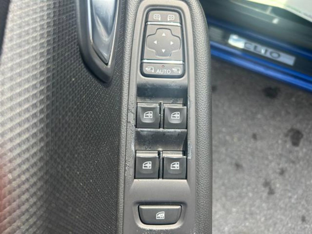 Renault Clio TCe 12V 90 CV 5 porte Business (10)