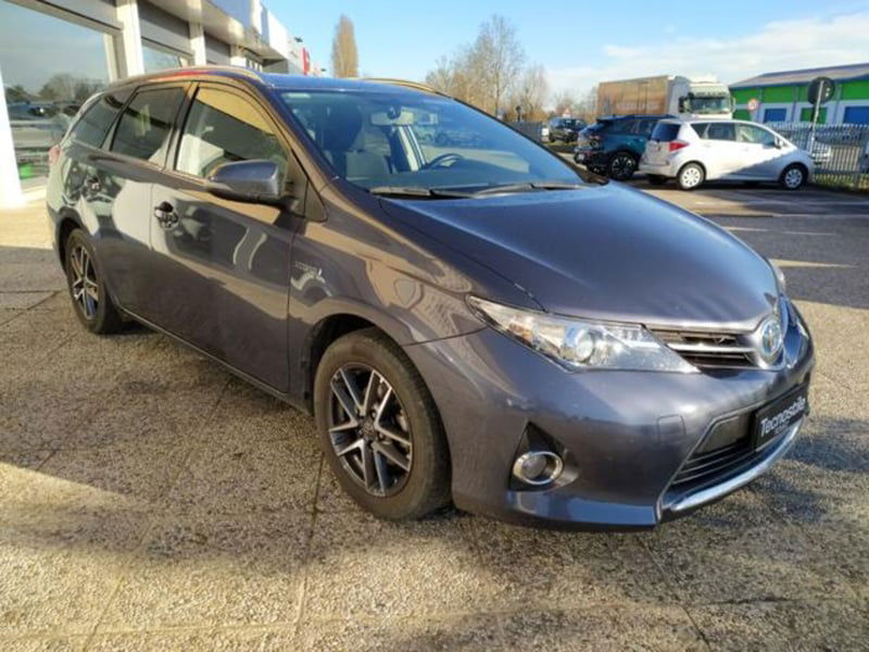 Toyota Corolla Touring Sports Active 1.8 Hybrid  Tech