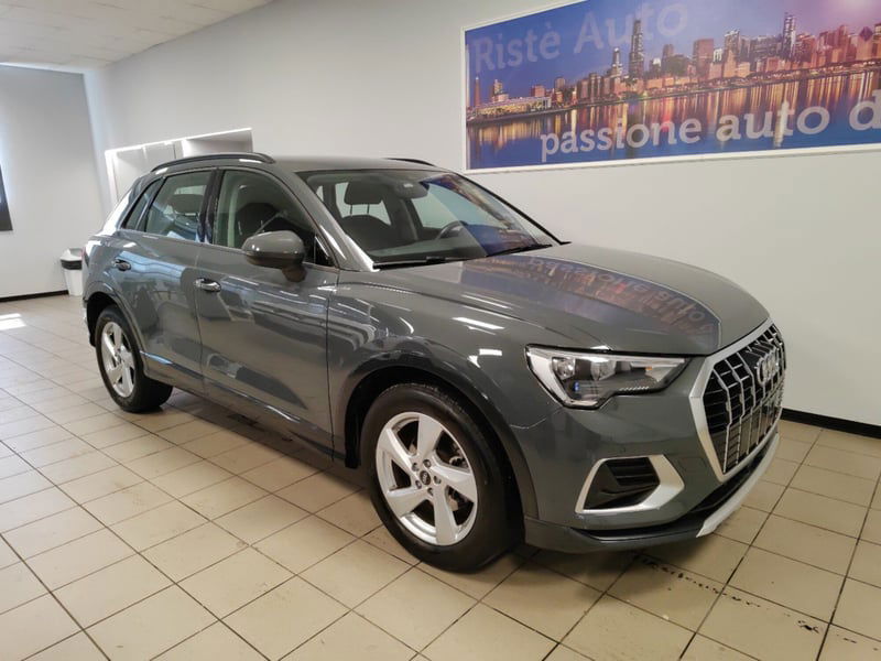 Audi Q3 35 TDI quattro S tronic Business Advanced