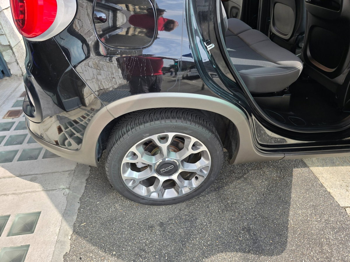 Fiat 500L 1.6 Multijet 120 CV Trekking (11)
