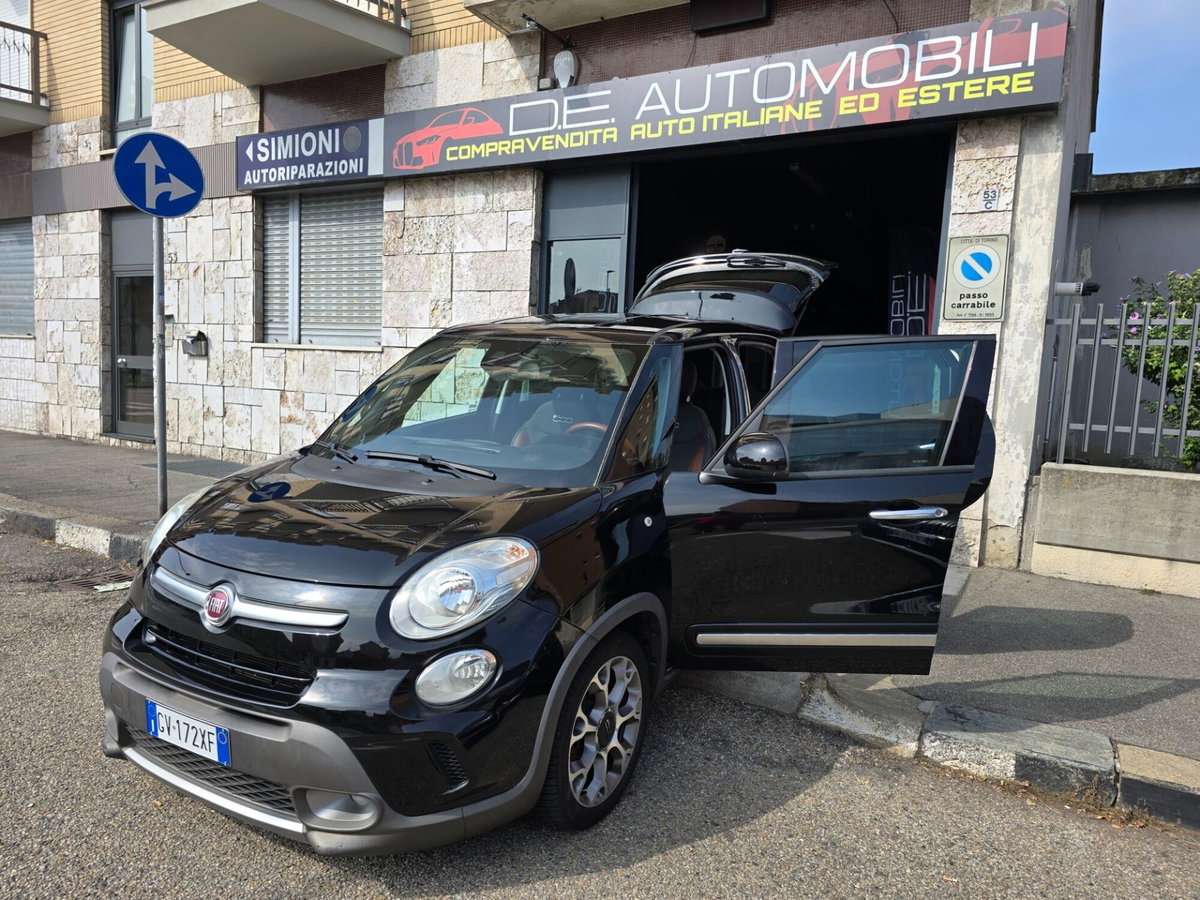 Fiat 500L 1.6 Multijet 120 CV Trekking (2)