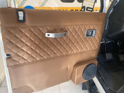 Land Rover Defender 90 3.5 V8 Station Wagon County (16)