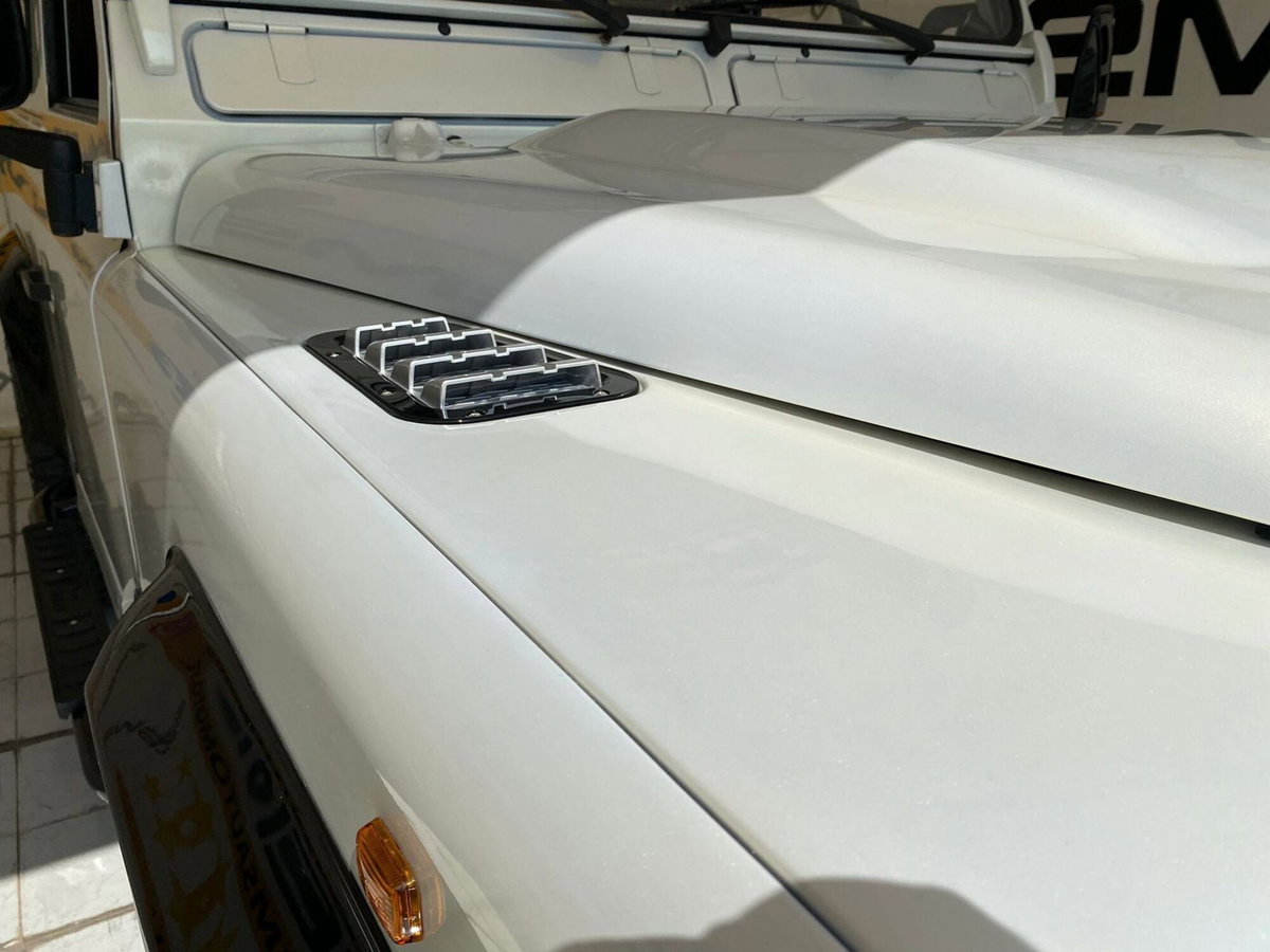 Land Rover Defender 90 3.5 V8 Station Wagon County (5)