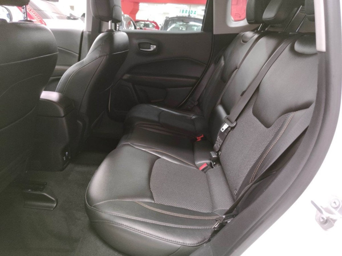 Jeep Compass 1.4 MultiAir 2WD Limited (12)