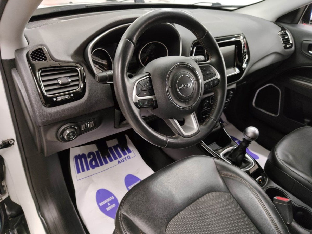 Jeep Compass 1.4 MultiAir 2WD Limited (9)