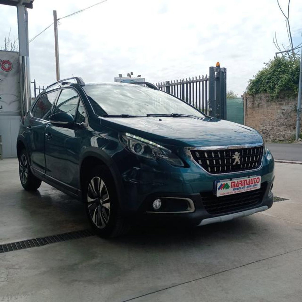 Peugeot 2008 120 EAT6 S&S Allure (6)
