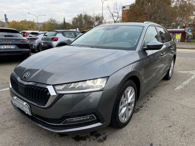 Skoda Octavia Station Wagon 2.0 TDI EVO SCR DSG Wagon Style usata
