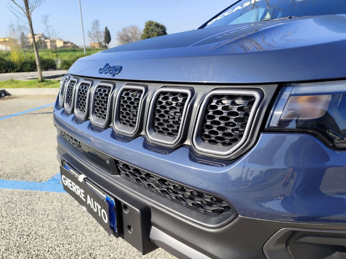 Jeep Compass 1.3 T4 240CV PHEV AT6 4xe S (12)