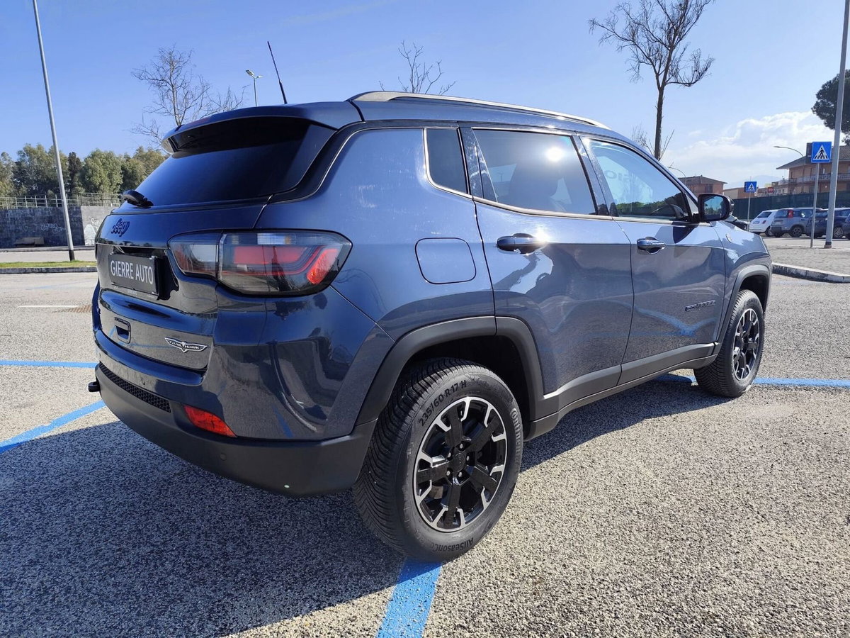Jeep Compass 1.3 T4 240CV PHEV AT6 4xe S (4)