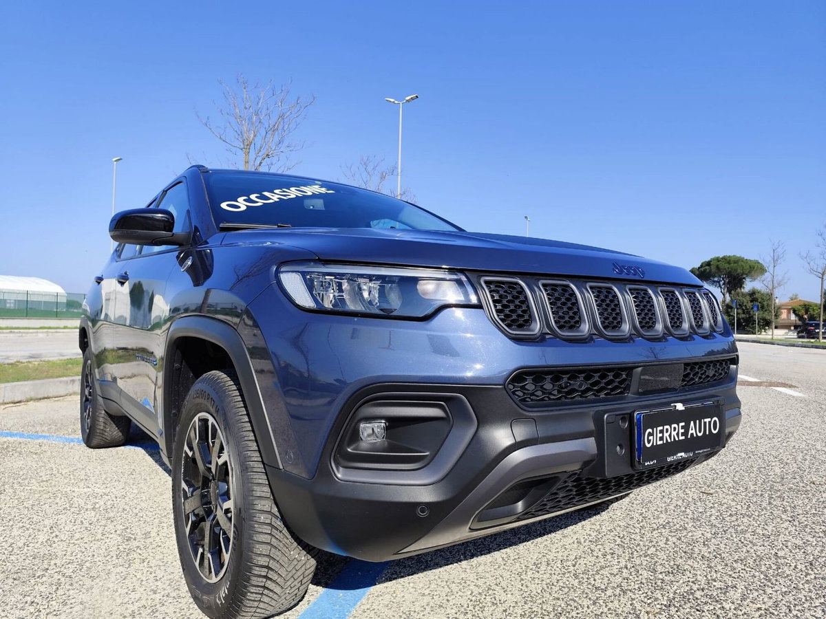 Jeep Compass 1.3 T4 240CV PHEV AT6 4xe S (9)