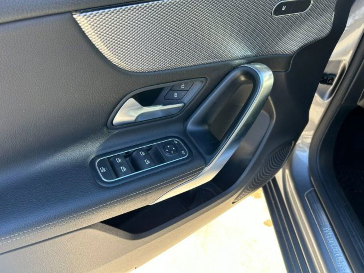 Mercedes-Benz Classe A 180 d Progressive Advanced Plus auto (10)