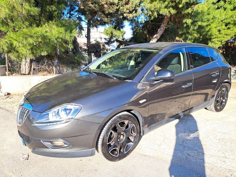 Lancia Delta 1.6 MJT DPF Oro