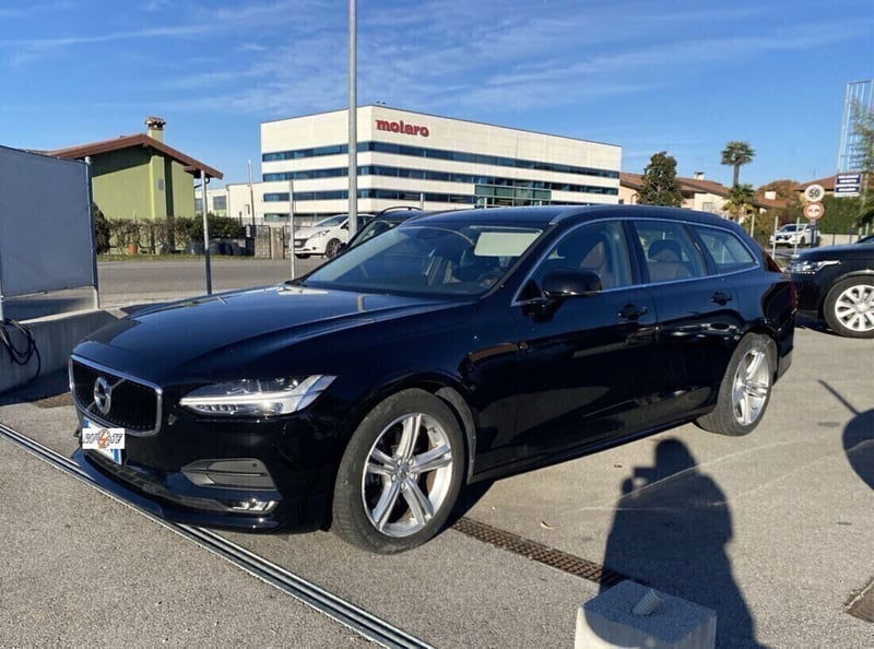 Volvo V90 D4 Geartronic Momentum